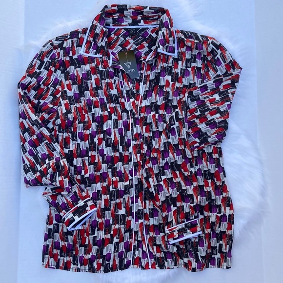 New GUESS Red/Purple Lipstick Long Sleeve Top - Picture 1 of 6